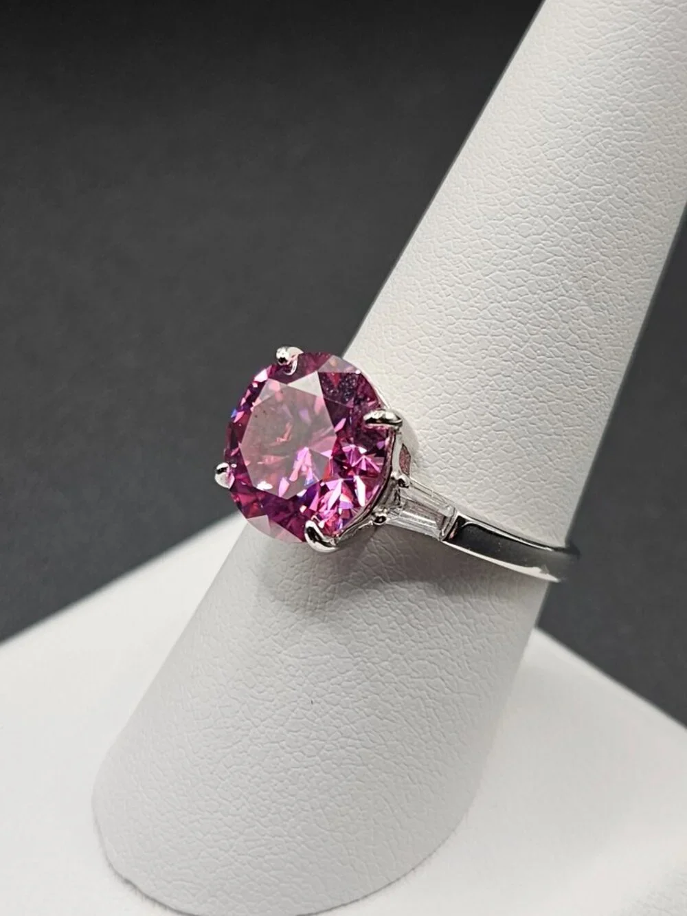 925 STERLING SILVER MOISSANITE 5CTW PINK SOLITAIRE RING SIZE 8